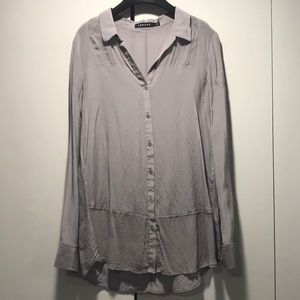 Trouve Tops - Gray/lavender silk Trouve button down tunic - S Trouve Tops - Gray/lavender silk Trouve button down tunic - S